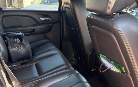 Chevrolet Tahoe III, 2008 год, 1 400 000 рублей, 30 фотография