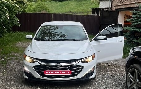Chevrolet Malibu IX, 2020 год, 1 530 000 рублей, 7 фотография