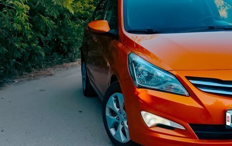 Hyundai Solaris II рестайлинг, 2015 год, 1 030 000 рублей, 3 фотография