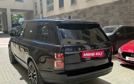 Land Rover Range Rover IV рестайлинг, 2018 год, 6 900 000 рублей, 3 фотография