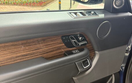 Land Rover Range Rover IV рестайлинг, 2018 год, 6 900 000 рублей, 14 фотография
