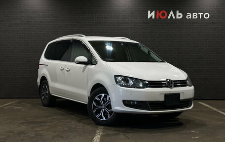 Volkswagen Sharan II, 2011 год, 1 425 000 рублей, 3 фотография