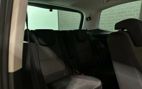 Volkswagen Sharan II, 2011 год, 1 425 000 рублей, 10 фотография