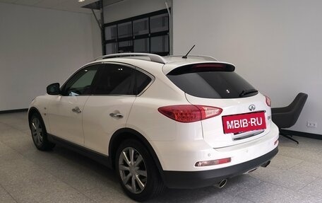 Infiniti QX50 I рестайлинг, 2014 год, 1 670 000 рублей, 4 фотография