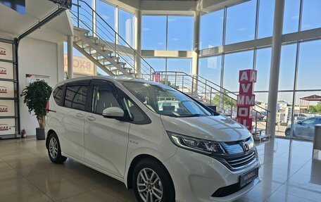 Honda Freed II, 2016 год, 1 385 000 рублей, 5 фотография