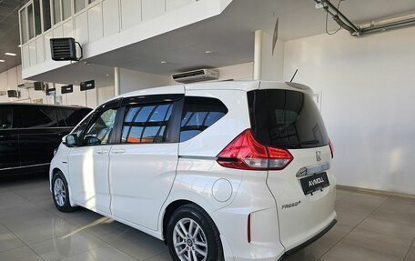 Honda Freed II, 2016 год, 1 385 000 рублей, 6 фотография