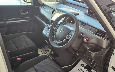 Honda Freed II, 2016 год, 1 385 000 рублей, 11 фотография