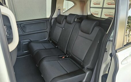 Honda Freed II, 2016 год, 1 385 000 рублей, 16 фотография