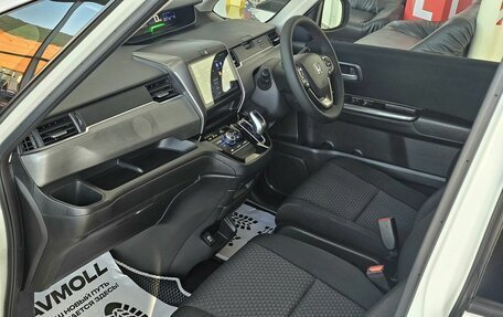 Honda Freed II, 2016 год, 1 385 000 рублей, 18 фотография