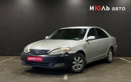 Toyota Camry V40, 2003 год, 590 000 рублей, 1 фотография