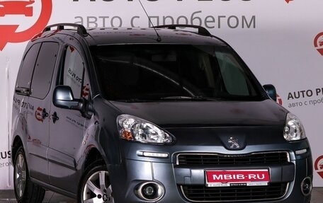 Peugeot Partner II рестайлинг 2, 2012 год, 760 000 рублей, 1 фотография