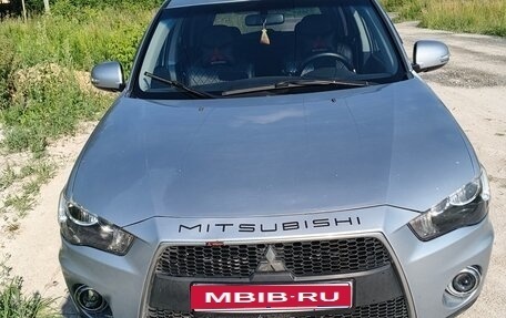 Mitsubishi Outlander III рестайлинг 3, 2010 год, 1 100 000 рублей, 1 фотография