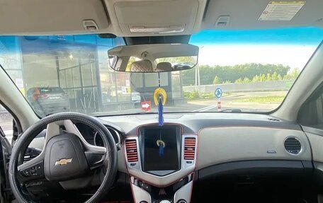 Chevrolet Cruze II, 2011 год, 530 000 рублей, 11 фотография