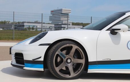 Porsche 911, 2025 год, 23 158 000 рублей, 7 фотография