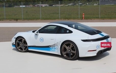 Porsche 911, 2025 год, 23 158 000 рублей, 9 фотография