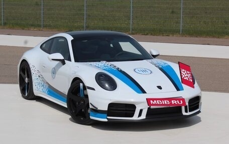Porsche 911, 2025 год, 23 158 000 рублей, 3 фотография