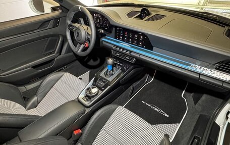Porsche 911, 2025 год, 23 158 000 рублей, 14 фотография