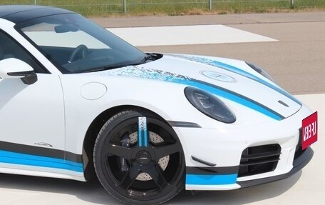 Porsche 911, 2025 год, 23 158 000 рублей, 4 фотография