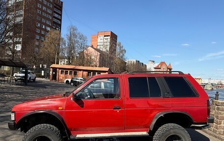 Nissan Terrano II рестайлинг, 1992 год, 460 000 рублей, 2 фотография