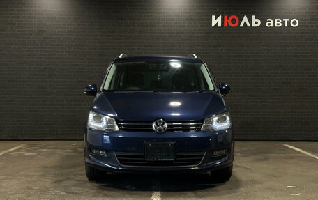 Volkswagen Sharan II, 2012 год, 1 465 000 рублей, 2 фотография