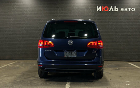 Volkswagen Sharan II, 2012 год, 1 465 000 рублей, 6 фотография