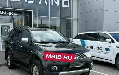 Mitsubishi Pajero Sport II рестайлинг, 2013 год, 1 544 000 рублей, 3 фотография