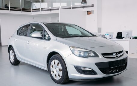 Opel Astra J, 2013 год, 799 000 рублей, 3 фотография