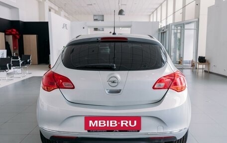 Opel Astra J, 2013 год, 799 000 рублей, 6 фотография