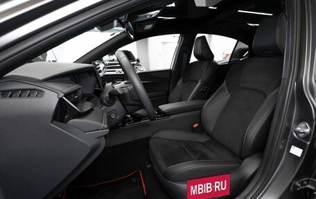 Toyota Camry, 2026 год, 4 400 000 рублей, 9 фотография