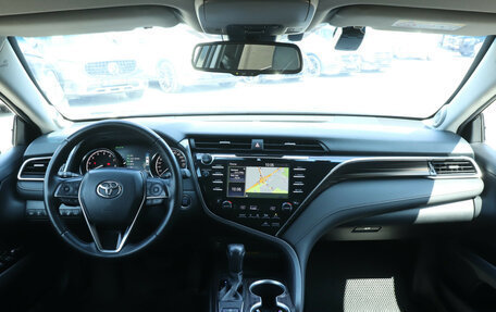 Toyota Camry, 2018 год, 2 710 000 рублей, 13 фотография