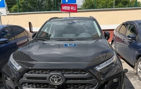 Toyota RAV4, 2025 год, 4 400 000 рублей, 1 фотография