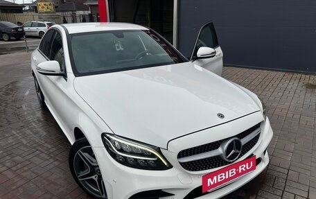 Mercedes-Benz C-Класс, 2018 год, 2 450 000 рублей, 2 фотография