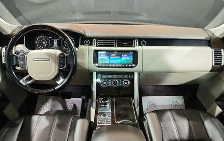 Land Rover Range Rover IV рестайлинг, 2017 год, 4 125 000 рублей, 8 фотография