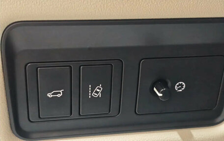 Land Rover Range Rover IV рестайлинг, 2017 год, 4 125 000 рублей, 20 фотография