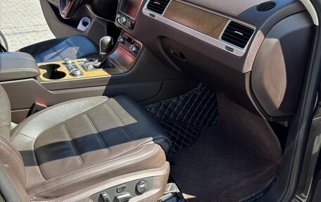 Volkswagen Touareg III, 2015 год, 3 500 000 рублей, 19 фотография
