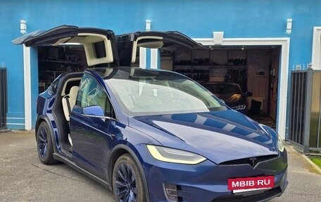 Tesla Model X I, 2018 год, 3 800 000 рублей, 2 фотография