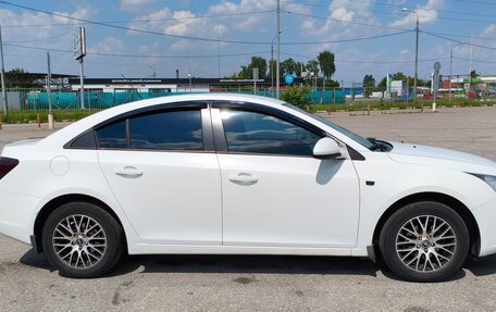 Chevrolet Cruze II, 2011 год, 720 000 рублей, 3 фотография