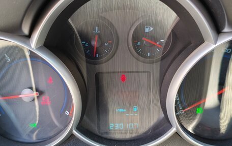 Chevrolet Cruze II, 2011 год, 720 000 рублей, 10 фотография