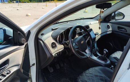 Chevrolet Cruze II, 2011 год, 720 000 рублей, 9 фотография