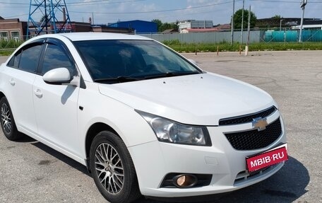 Chevrolet Cruze II, 2011 год, 720 000 рублей, 2 фотография