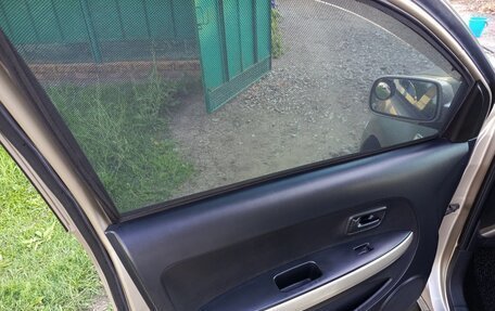 Toyota Ist II, 2003 год, 585 000 рублей, 14 фотография