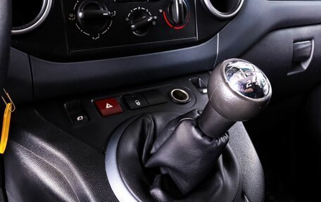 Peugeot Partner II рестайлинг 2, 2012 год, 760 000 рублей, 11 фотография