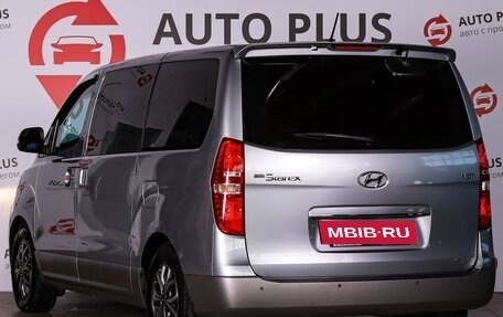 Hyundai Grand Starex Grand Starex I рестайлинг 2, 2020 год, 4 200 000 рублей, 3 фотография