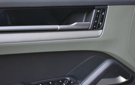 Porsche Cayenne III, 2026 год, 20 300 000 рублей, 19 фотография