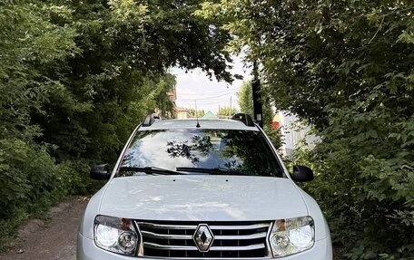 Renault Duster I рестайлинг, 2015 год, 820 000 рублей, 2 фотография