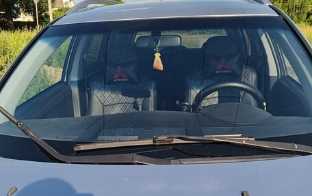 Mitsubishi Outlander III рестайлинг 3, 2010 год, 1 100 000 рублей, 18 фотография