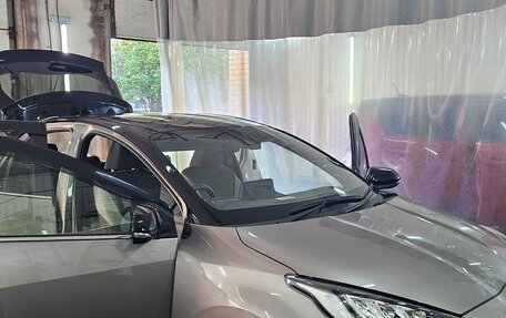 Toyota Yaris, 2020 год, 1 800 000 рублей, 2 фотография