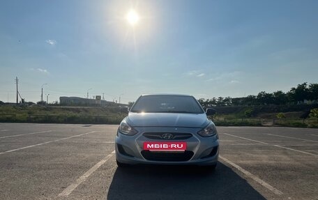 Hyundai Solaris II рестайлинг, 2012 год, 790 000 рублей, 3 фотография