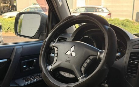 Mitsubishi Pajero IV, 2011 год, 1 843 000 рублей, 14 фотография