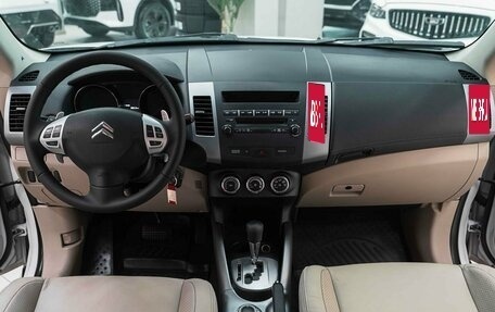 Citroen C-Crosser, 2011 год, 1 050 000 рублей, 9 фотография